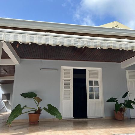 Villa à louer à Sainte-Anne en Martinique Extérieur photo