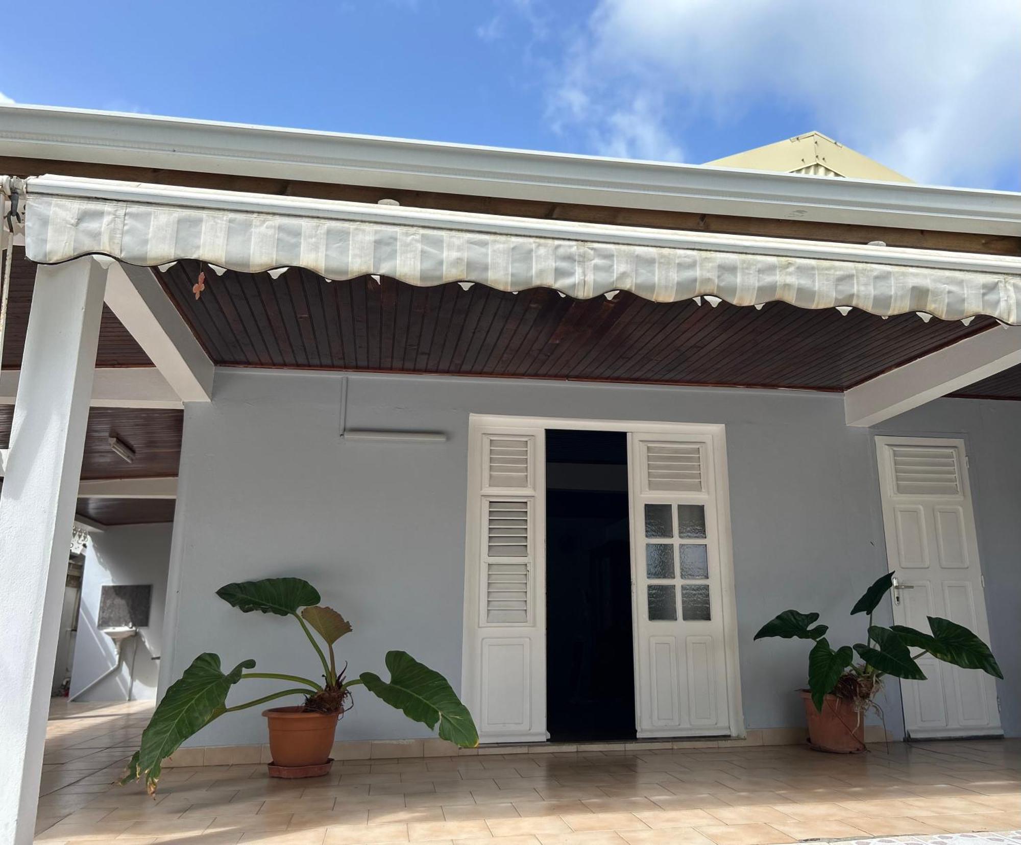 Villa à louer à Sainte-Anne en Martinique Extérieur photo